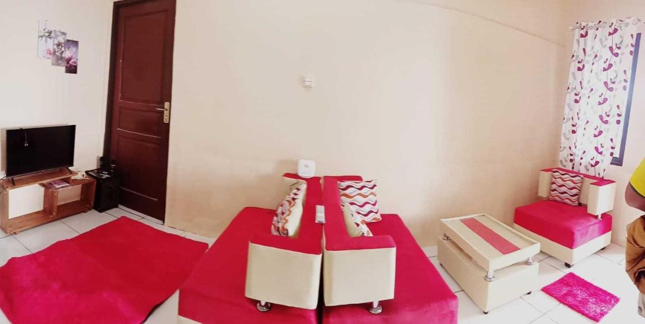 Express O 91843 Bbs Villa Ciater 반둥 외부 사진